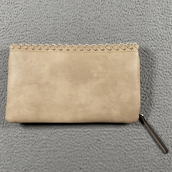 NWOT URBAN Expressions Beige Clutch - Picture 2 of 15